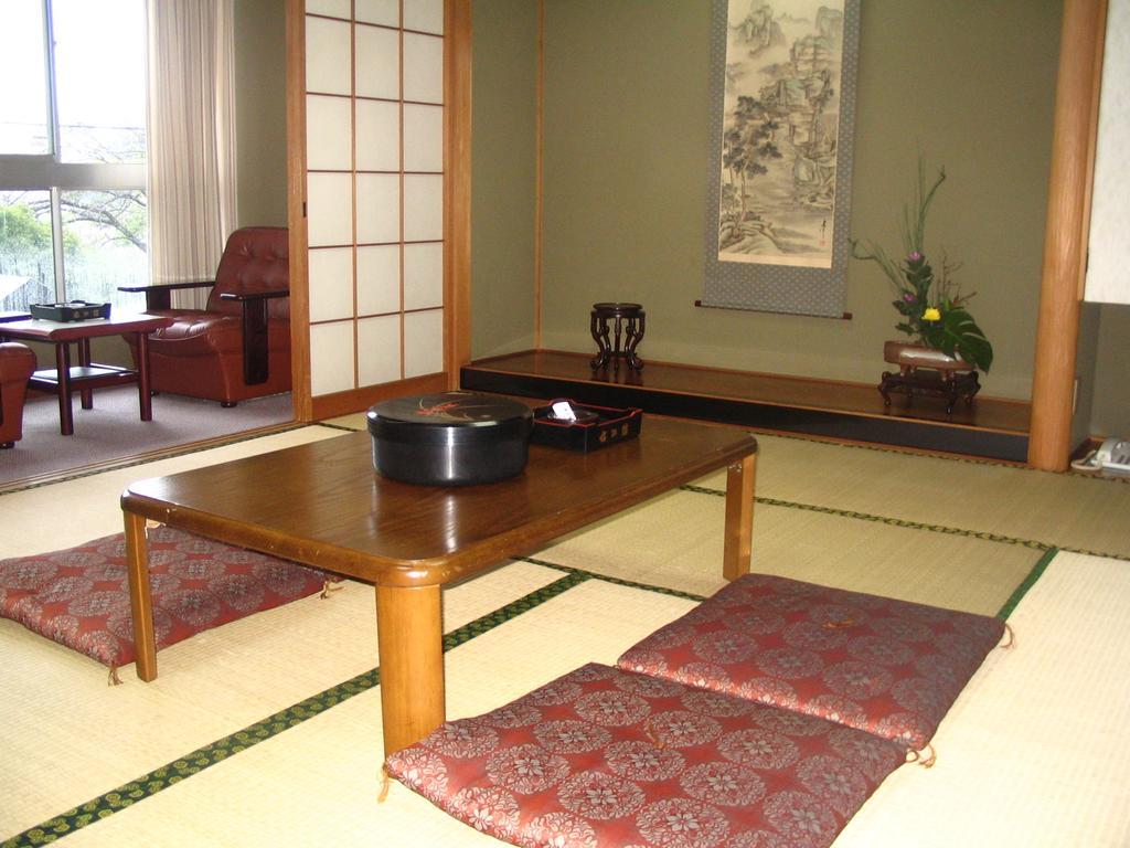 Rinkokan Hotel Inuyama Buitenkant foto